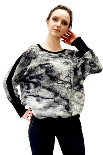 Hanna Bieńkowska kolekcja casual bluzki na co dzień - elegancka i wyjątkowa bluzka damska kimonowa, sweter, ściągacze, pod szyję, wełniana, miękka, styl sportowy, kolor szary, wzór marmurek, design, wyjątkowa, niepowtarzalna